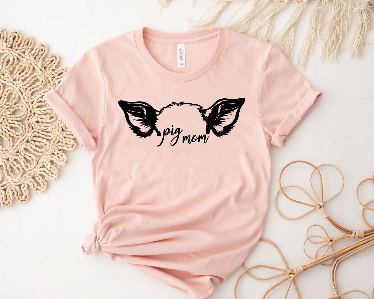 Pig Mom with Ears Outline Crew Neck T-Shirt